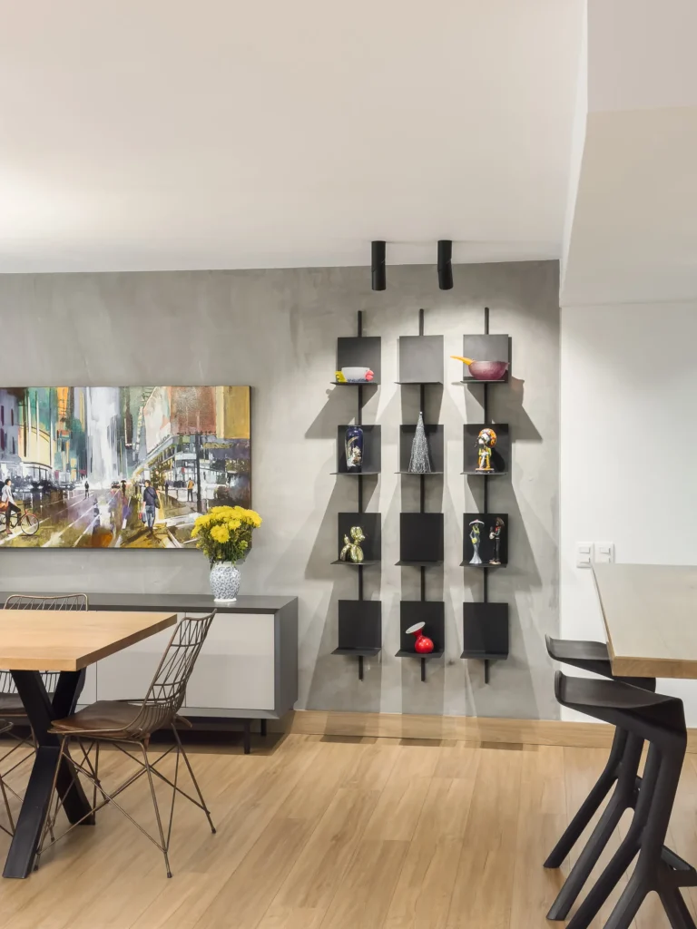 Casa J&A – dining room with metal shelving