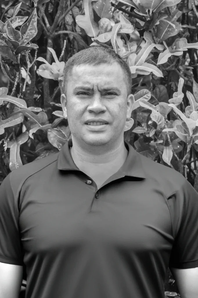 Freddy Muriel, carpintero del taller de AV Taller